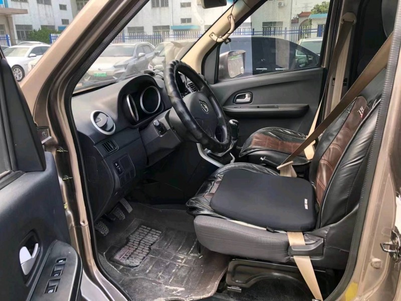 珠海21年長安汽車睿行5