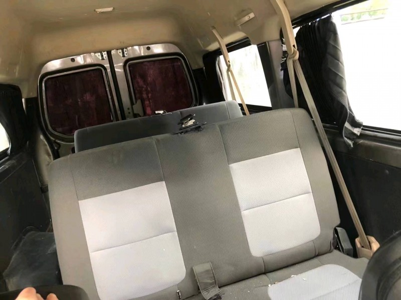 珠海21年長安汽車睿行6