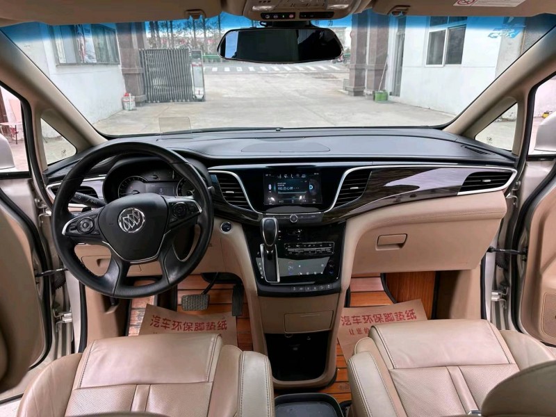 徐州17年别克GL85