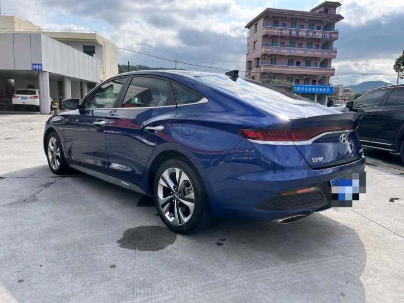 佛山21年现代菲斯塔5