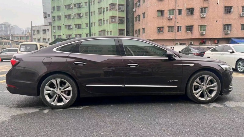 汕头22年别克君越7