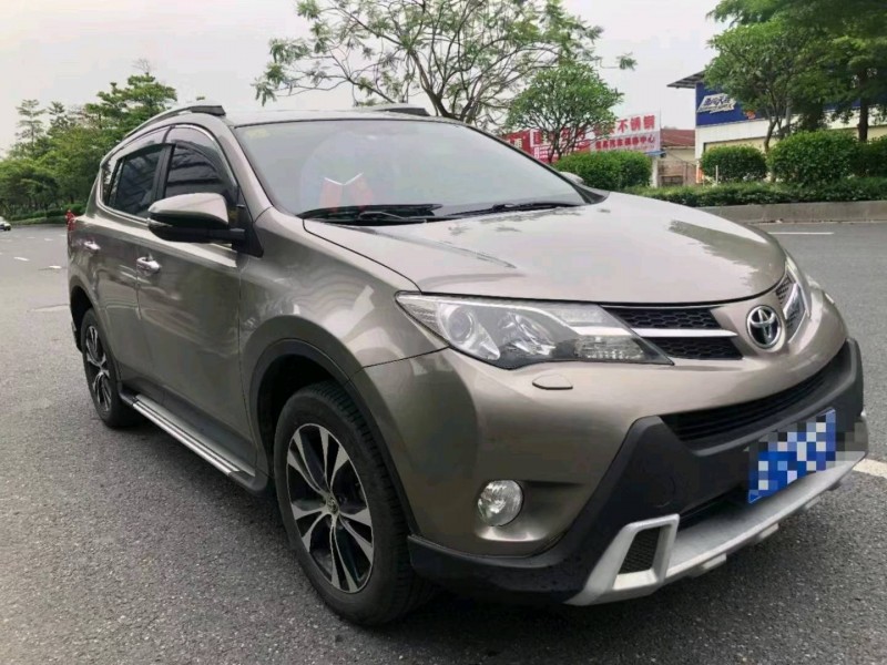 柳州15年豐田RAV4榮放3