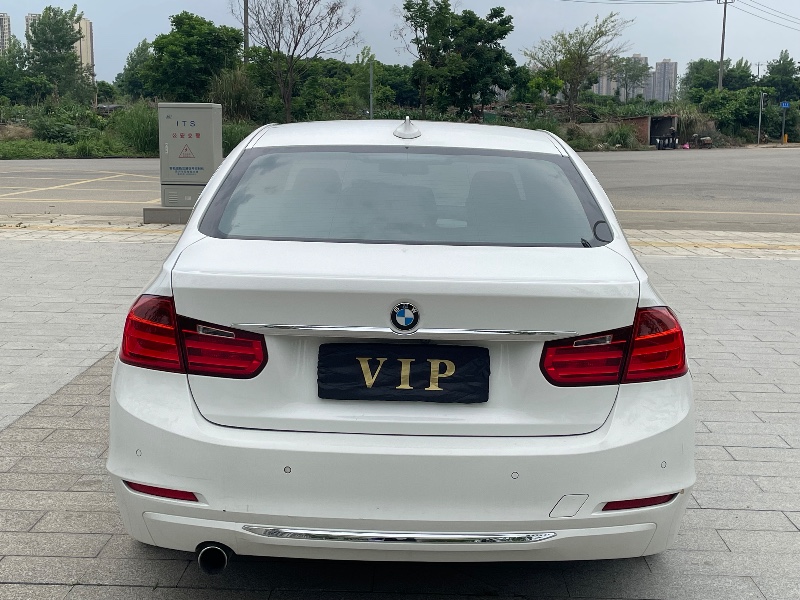 成都15年宝马3系6