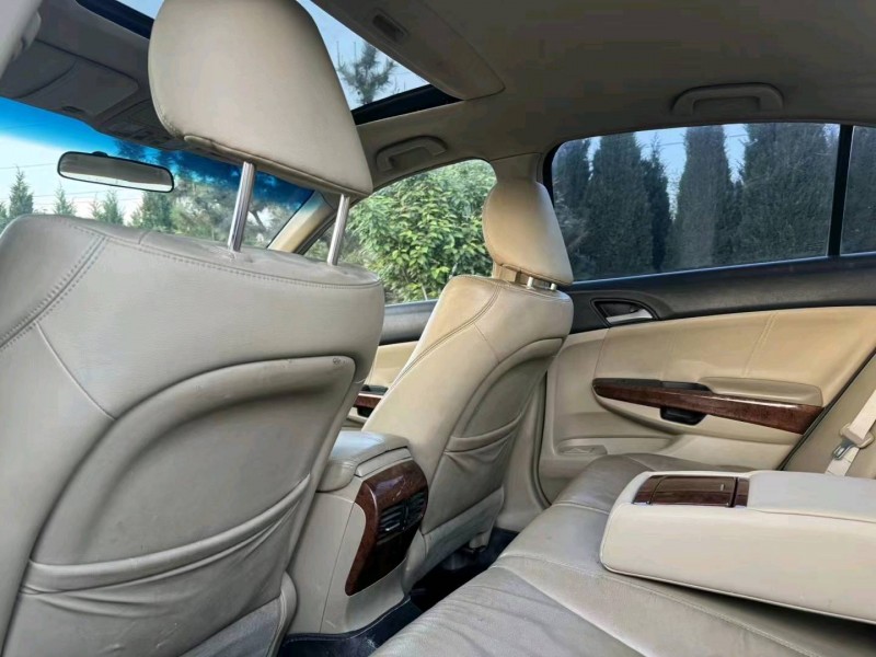 东营12年本田雅阁8