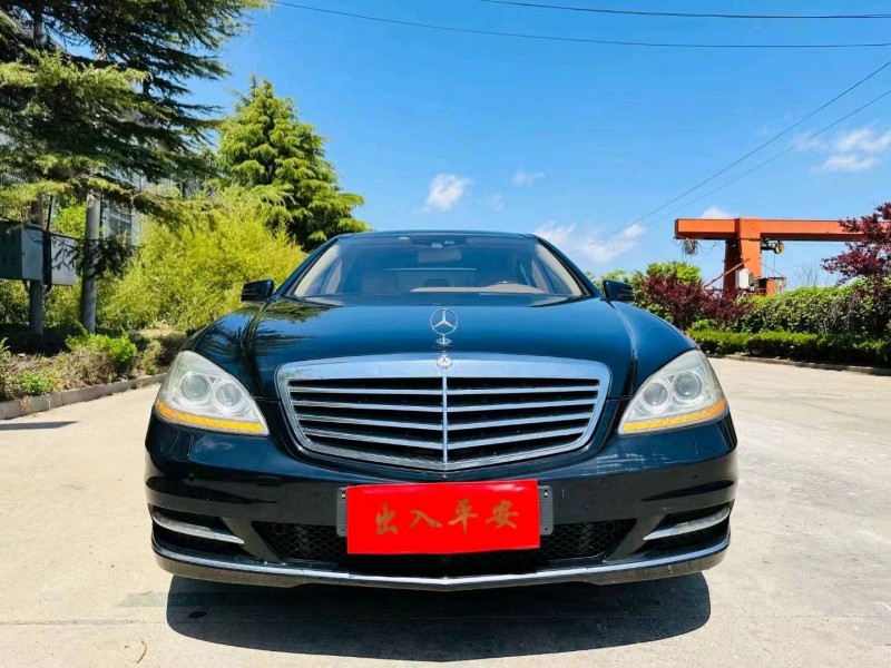 东营13年奔驰S1