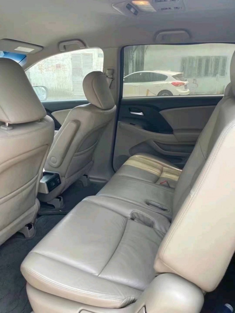 汕头13年本田奥德赛3