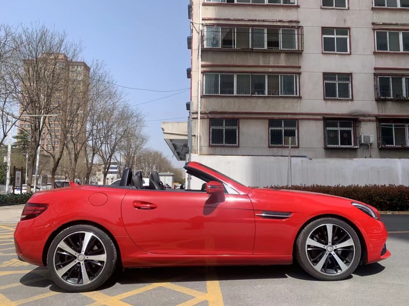 許昌17年奔馳SLC6