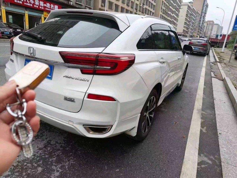 邵阳19年本田冠道2