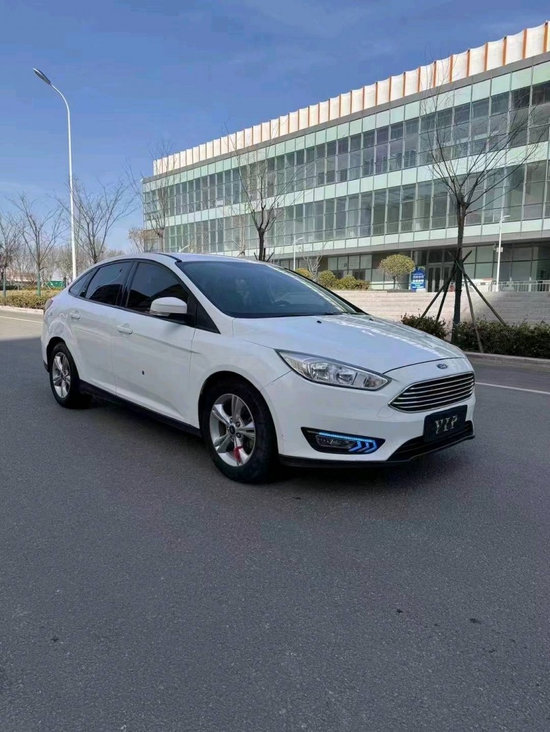 东营17年福特福克斯2