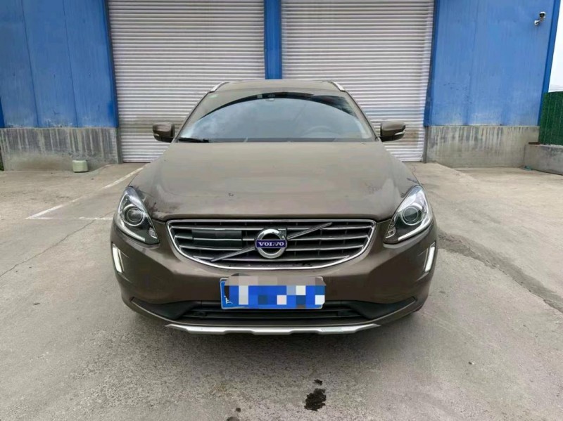 东营16年沃尔沃XC601