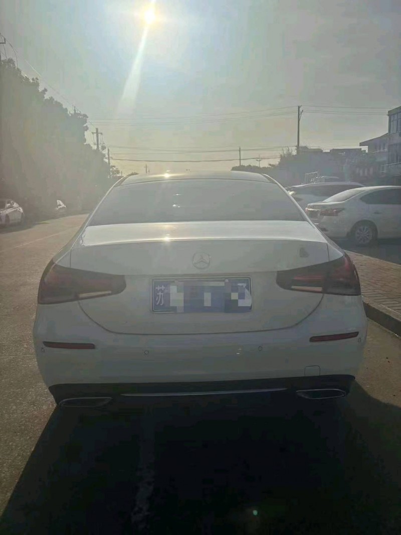 东营19年奔驰A4