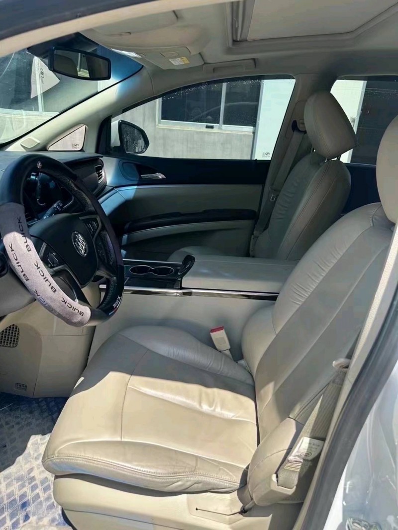 东营18年别克GL82