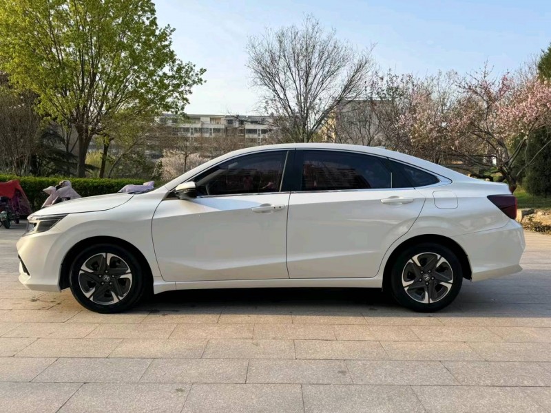 邢台20年本田享域8