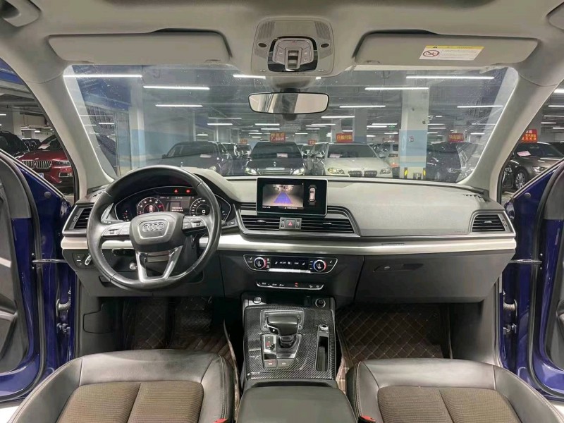 成都18年奥迪Q53