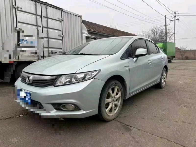 青岛11年本田思域3