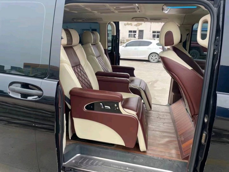 郑州18年奔驰威霆4