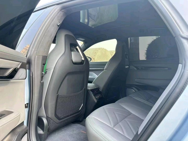 廣州22年極氪汽車0014