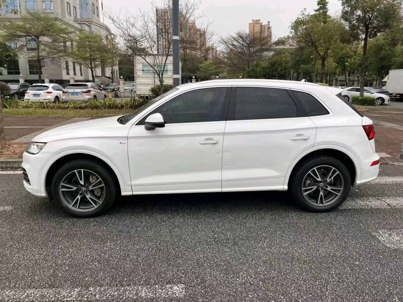 汕头18年奥迪Q58