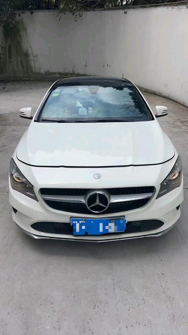 徐州17年奔驰GLA1