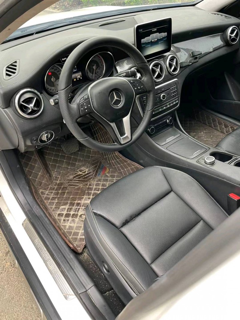 潍坊16年奔驰GLA4