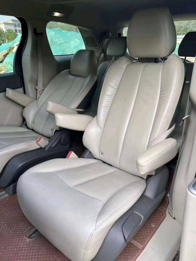 济南13年别克GL86