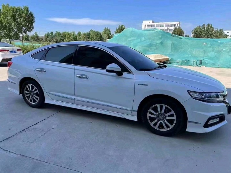 济南17年本田思铂睿3