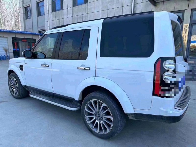 济南16年路虎发现8