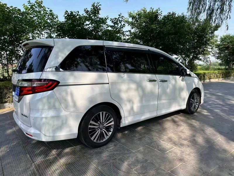 济宁19年本田奥德赛8