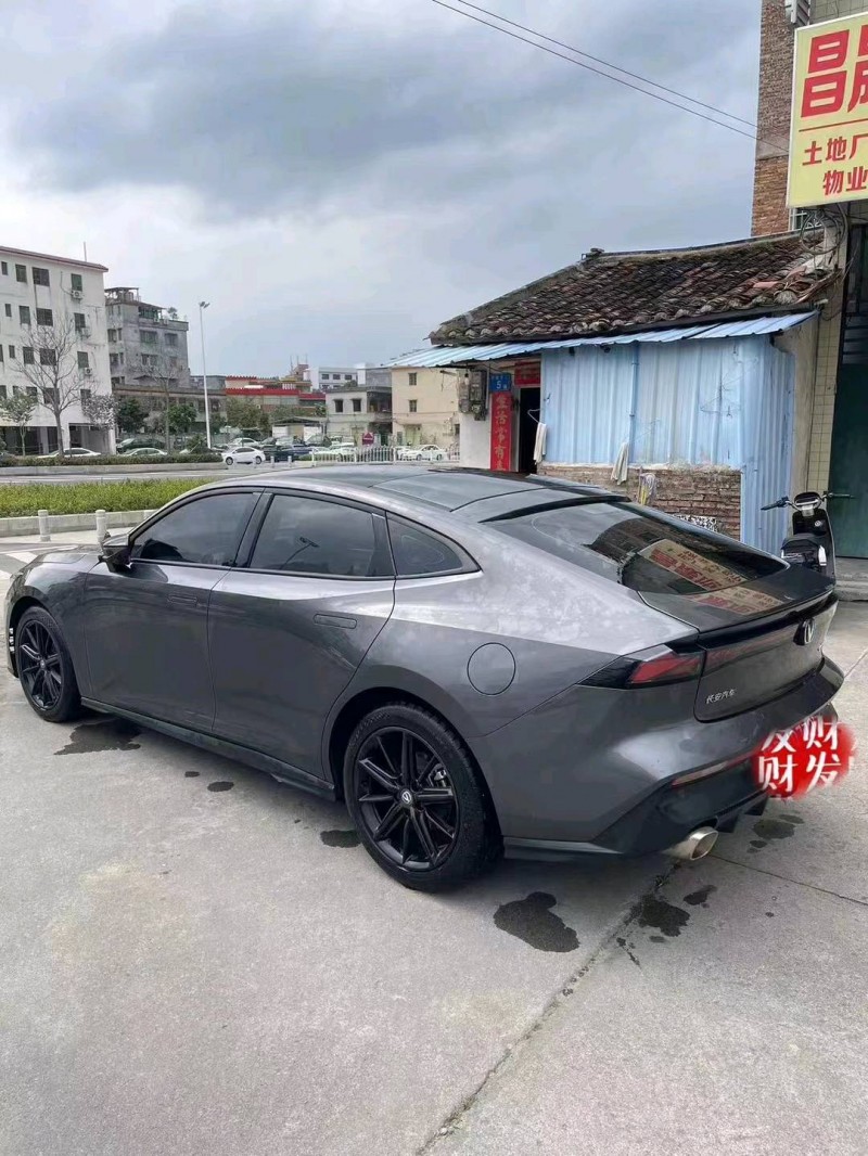珠海22年長安汽車UNI-V8