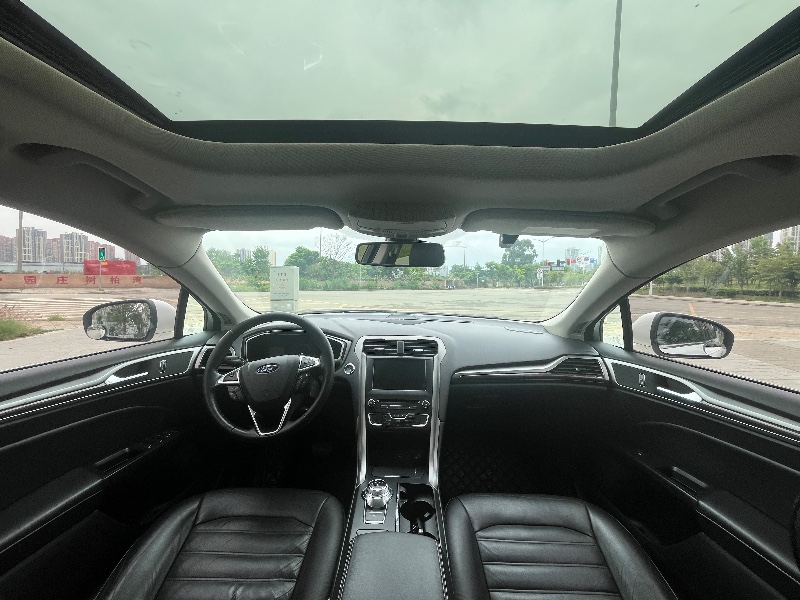 成都17年福特蒙迪欧5