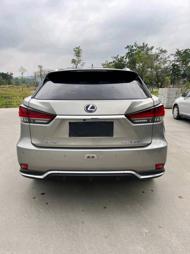 广州20年雷克萨斯RX8