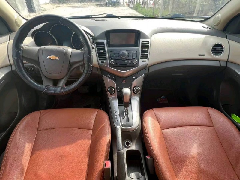 郑州15年雪佛兰科鲁兹8