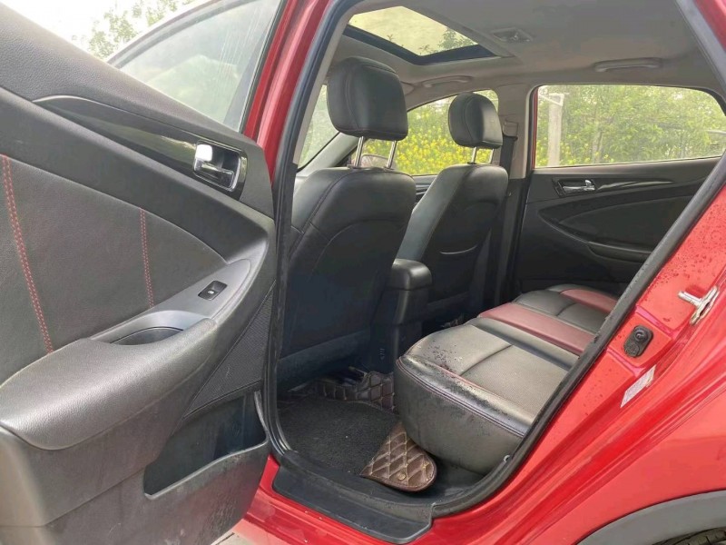 郑州15年长安汽车逸动7