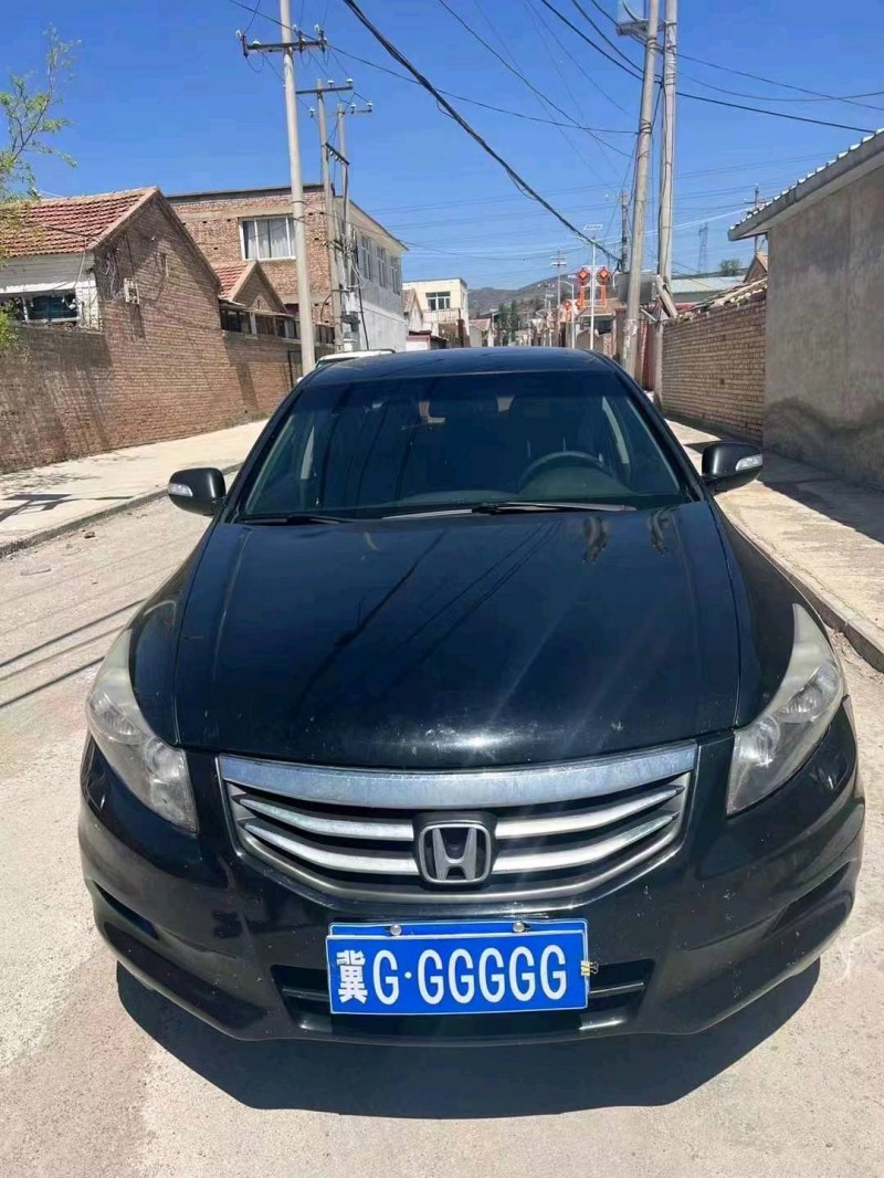 邢台12年本田雅阁1