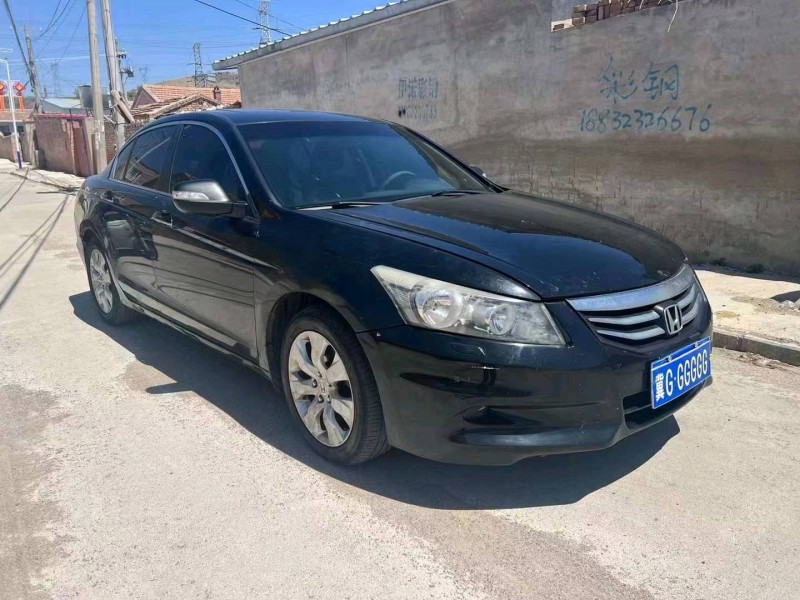 邢台12年本田雅阁3