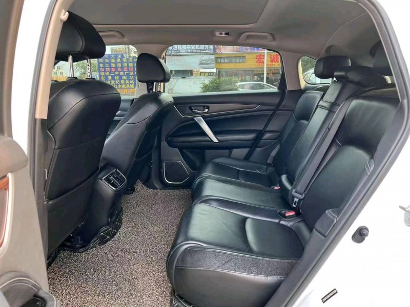 汕头17年本田冠道4