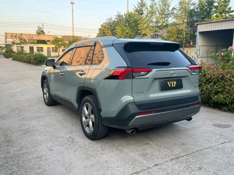 徐州20年丰田RAV4荣放7