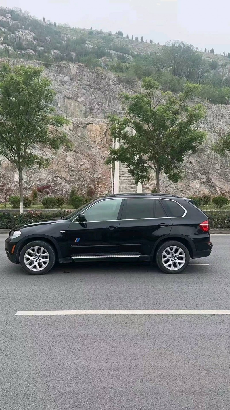 东营13年宝马X55