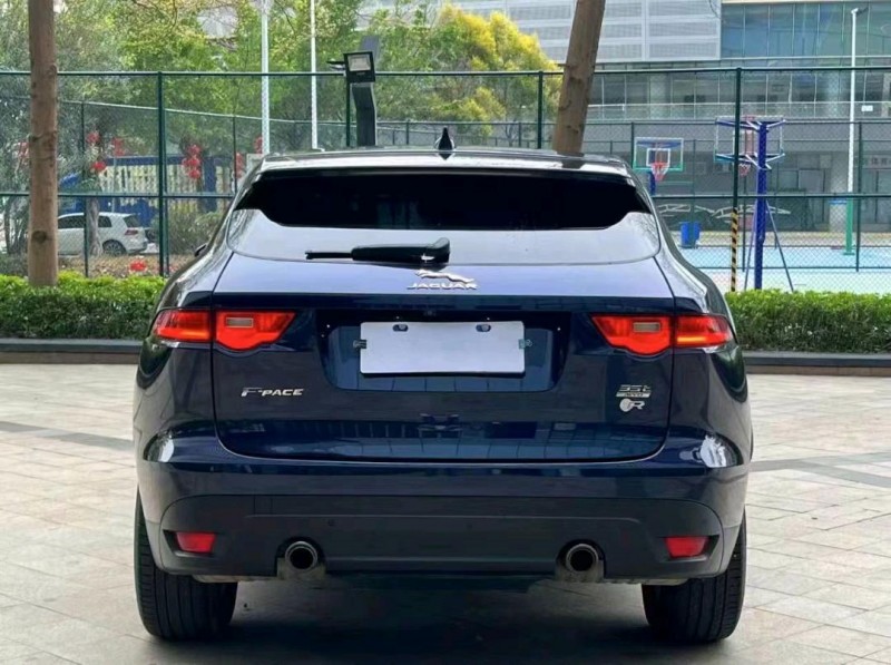 泰安19年捷豹F-PACE3