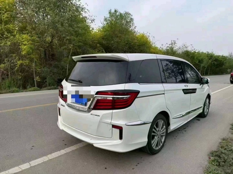 东营18年本田艾力绅4