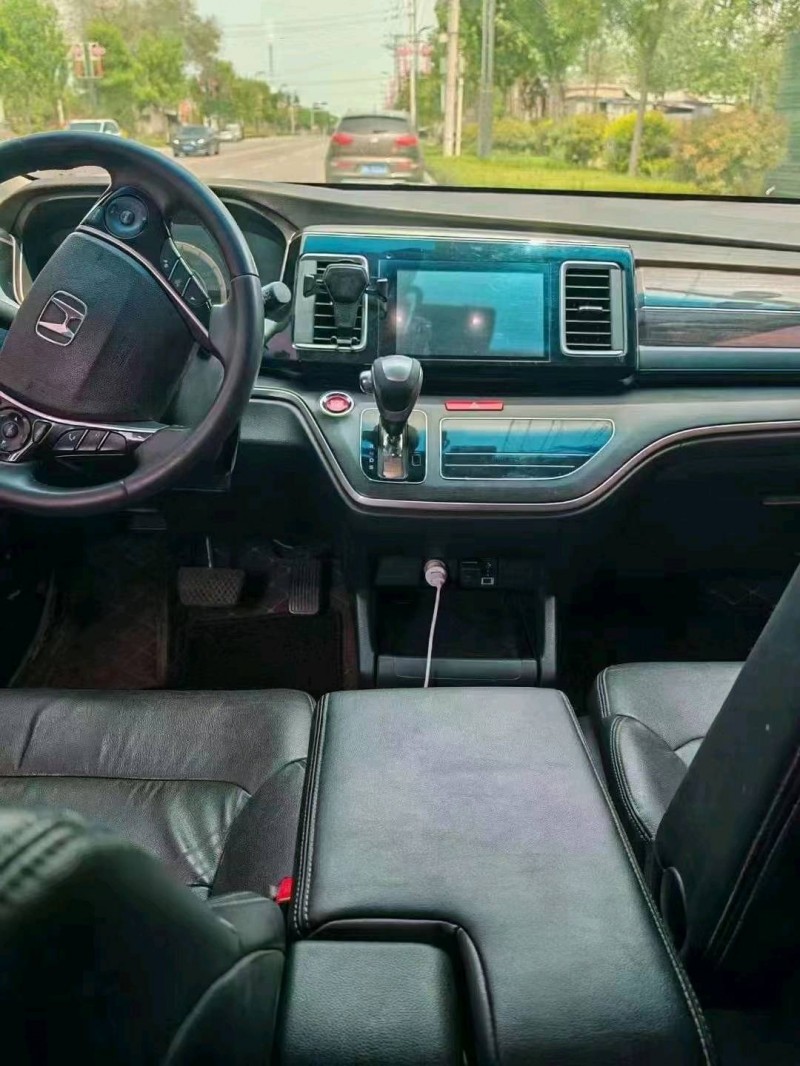 东营18年本田艾力绅5