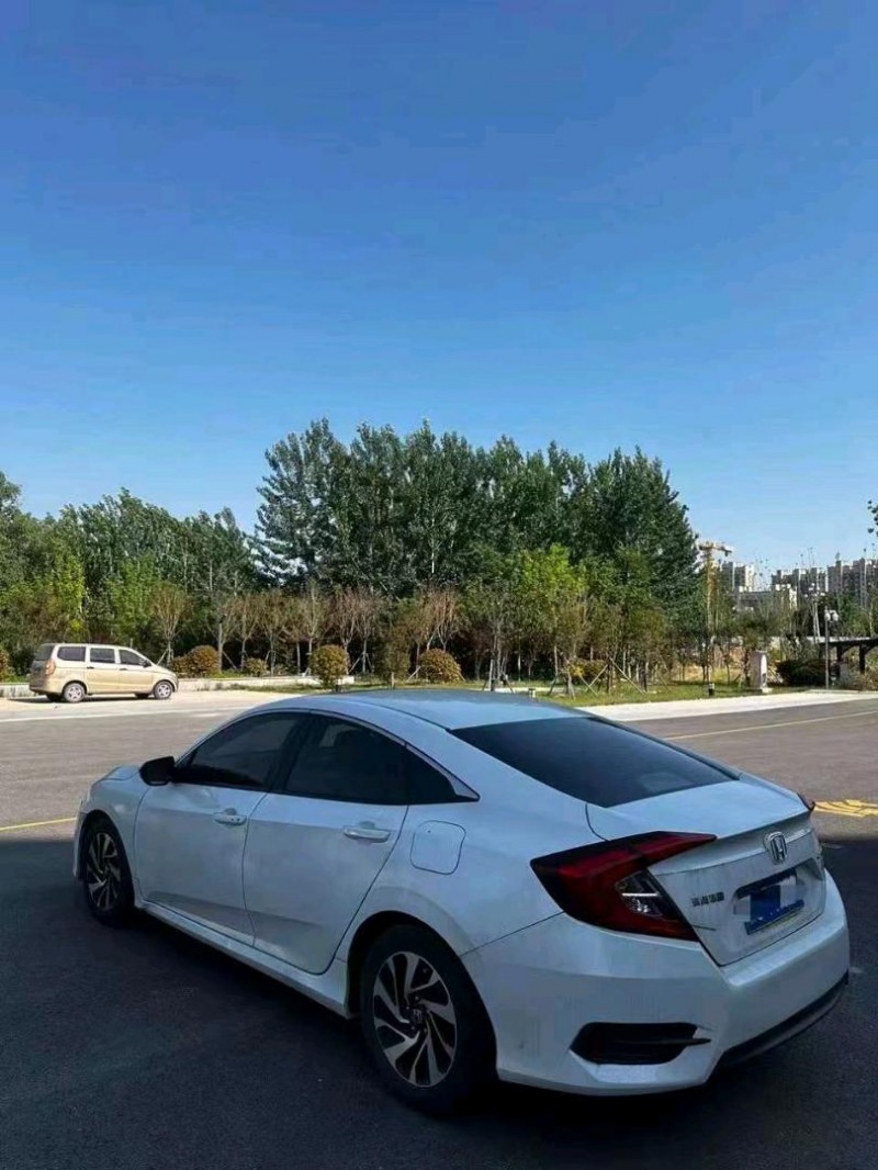 淄博18年本田思域4