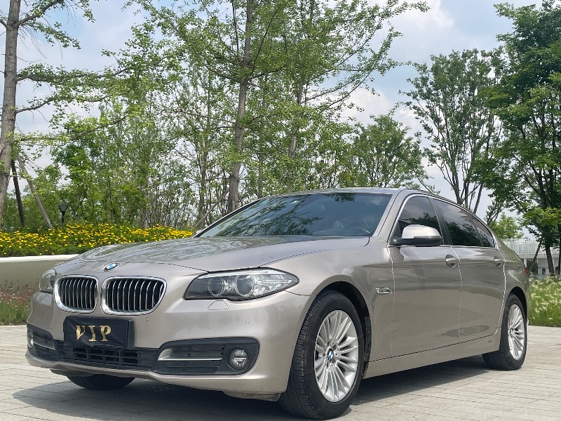 成都15年宝马5系3