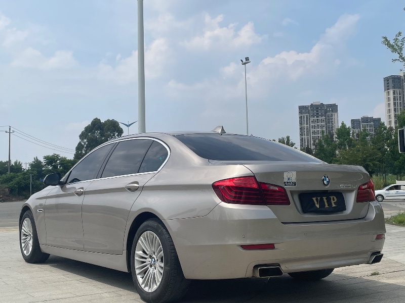 成都15年宝马5系5