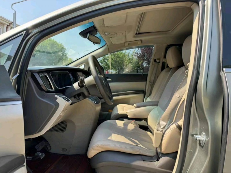 东营12年别克GL87