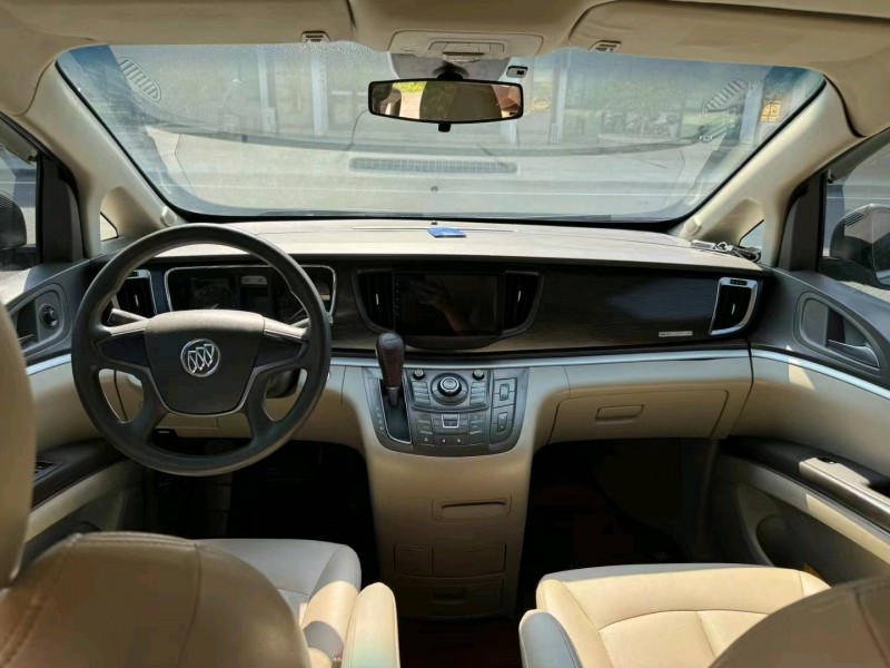 东营12年别克GL89