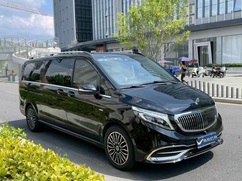 广州19年奔驰V4