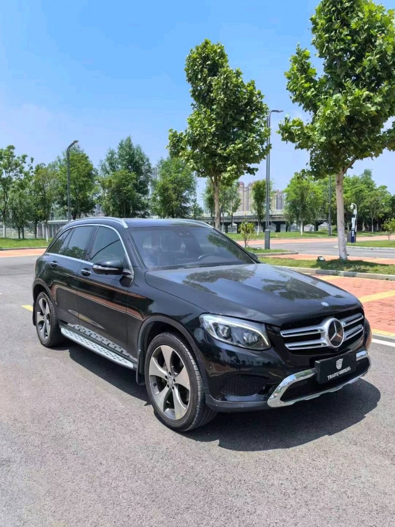 广州16年奔驰GLC2