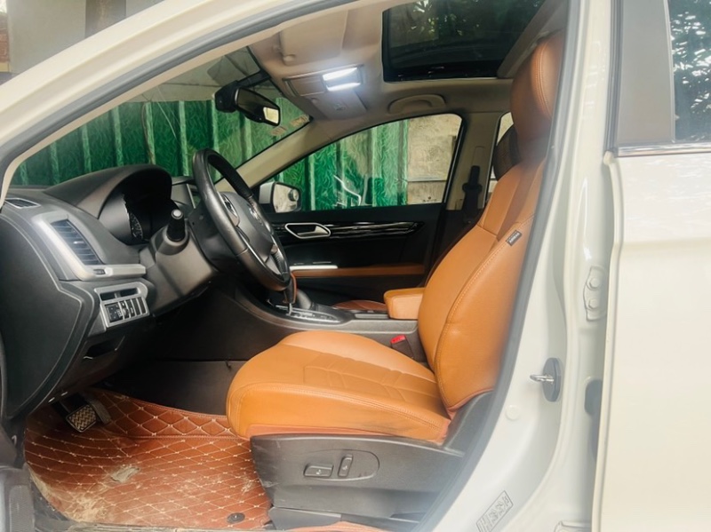 东莞17年东风风度6