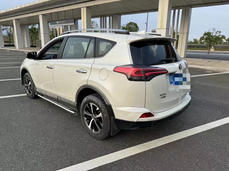 惠州17年豐田RAV47
